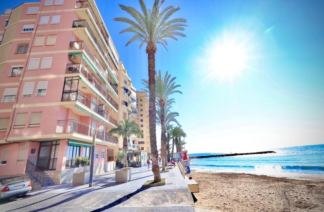 Reventa - Apartamento / piso - Torrevieja - Costa Blanca