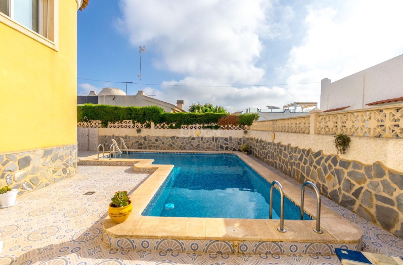 Reventa - Villa - Orihuela Costa - Villamartín