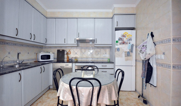 Resale - Apartment / flat - Guardamar del Segura - Costa Blanca