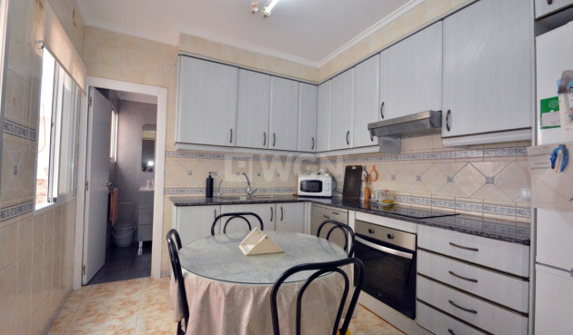 Resale - Apartment / flat - Guardamar del Segura - Costa Blanca