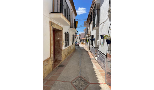 Resale - Townhouse - Vélez-Málaga - Costa del Sol