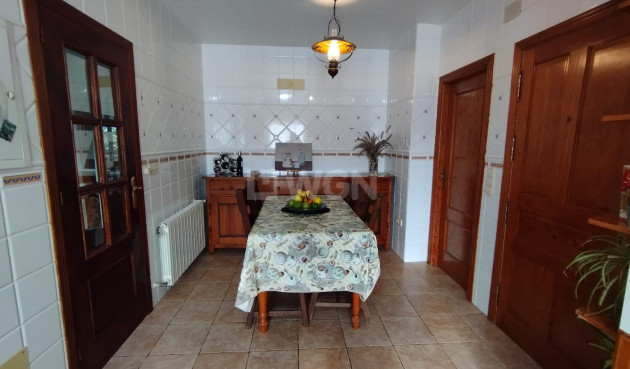 Resale - Villa - Torrevieja - Costa Blanca