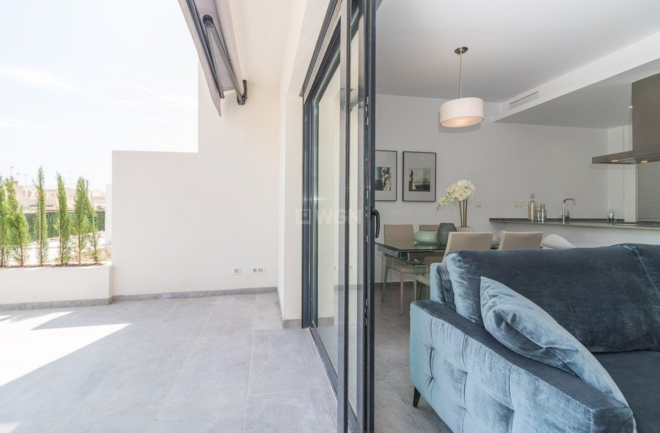 Nowy budynek - Bungalow - Torrevieja - Los Balcones