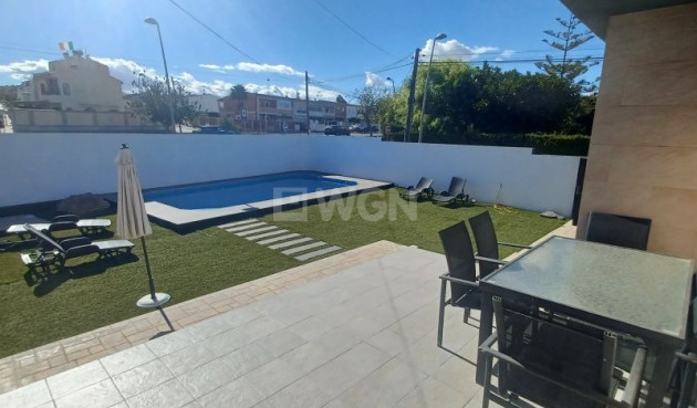 Reventa - Villa - Torrevieja - Costa Blanca