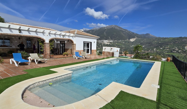 Wiederverkauf - Villa - Alcaucín - Inland