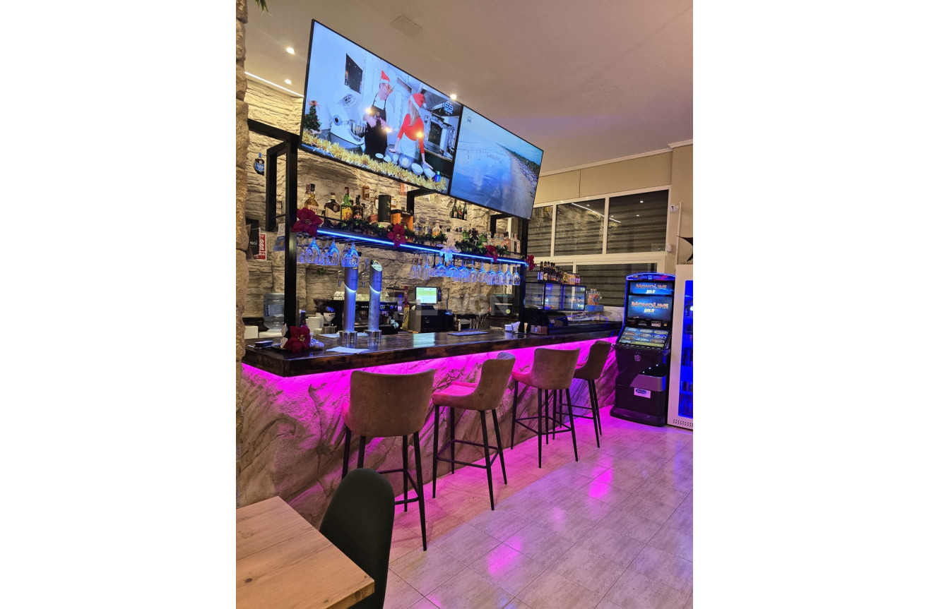 Odsprzedaż - Reklama w telewizji - Torrevieja