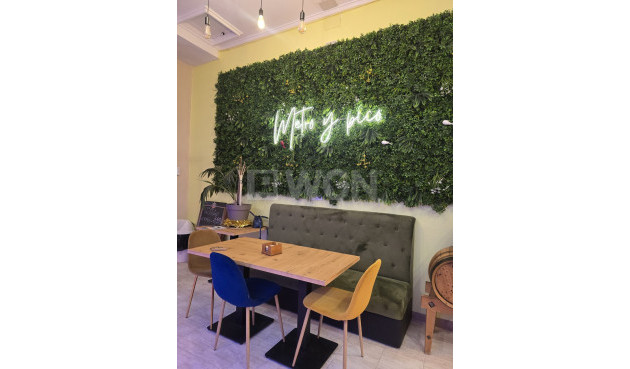 Odsprzedaż - Reklama w telewizji - Torrevieja