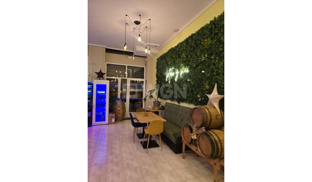 Odsprzedaż - Reklama w telewizji - Torrevieja