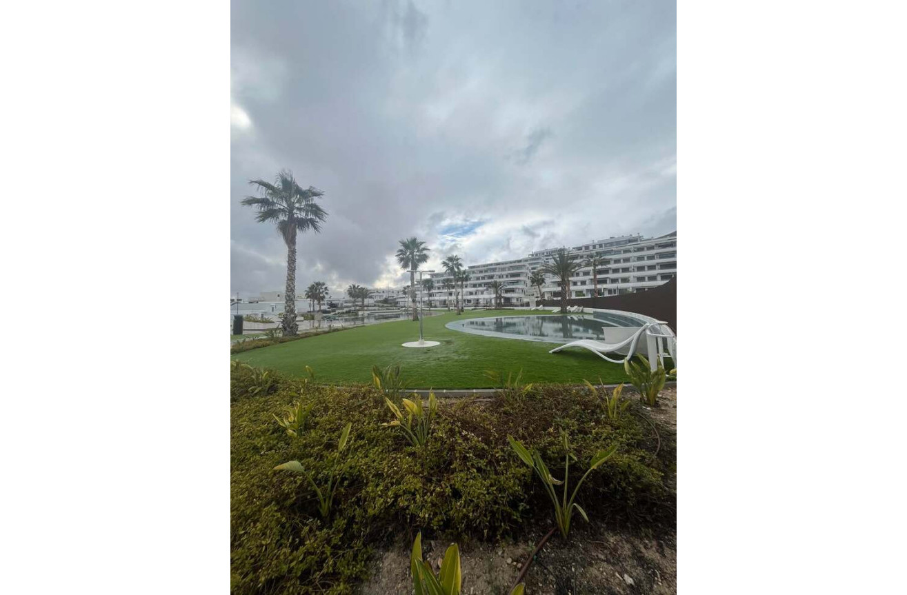 Resale - Apartment / flat - Finestrat