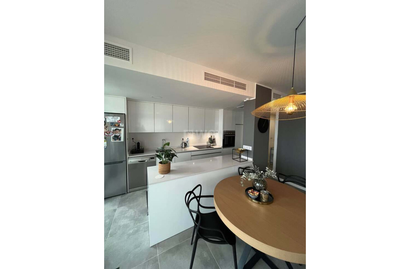 Resale - Apartment / flat - Finestrat