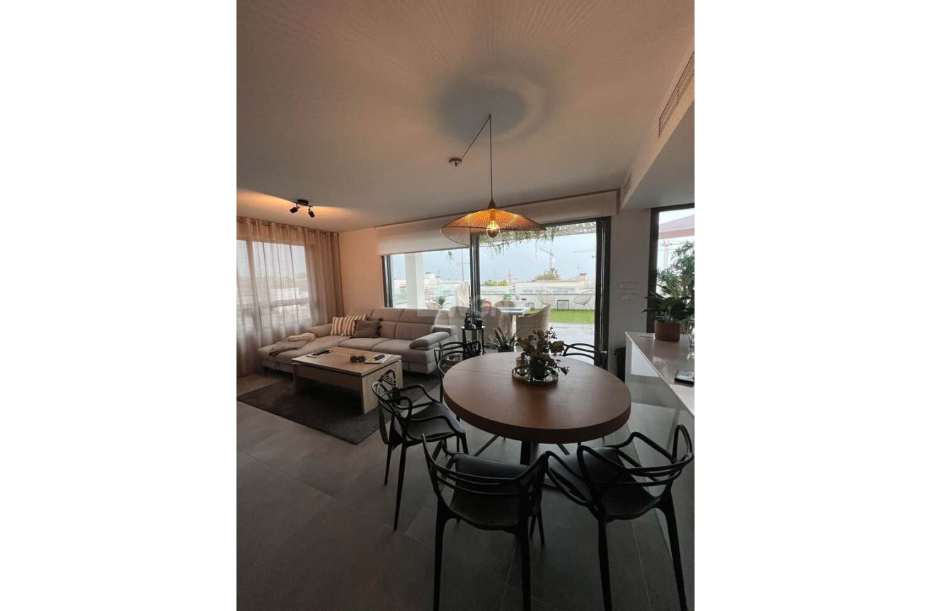 Resale - Apartment / flat - Finestrat