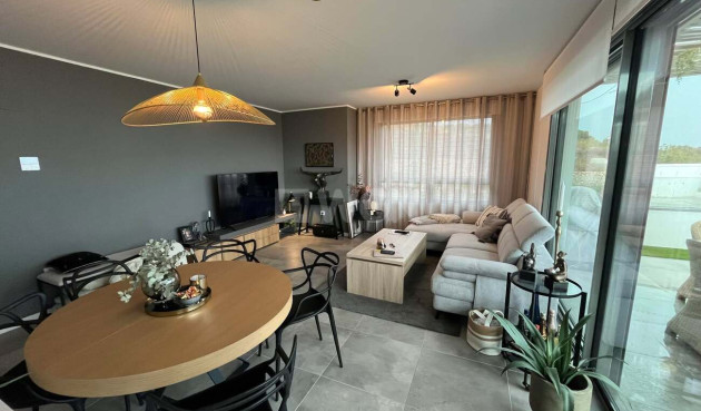 Resale - Apartment / flat - Finestrat