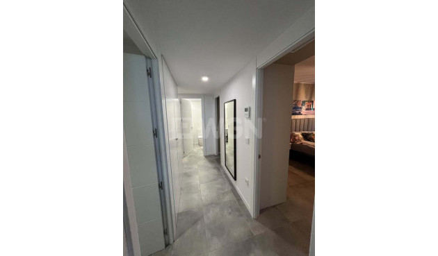 Resale - Apartment / flat - Finestrat