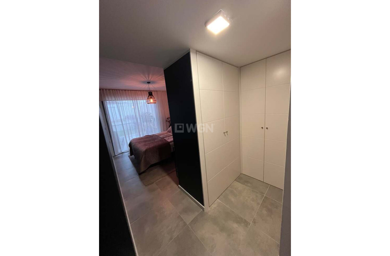 Resale - Apartment / flat - Finestrat