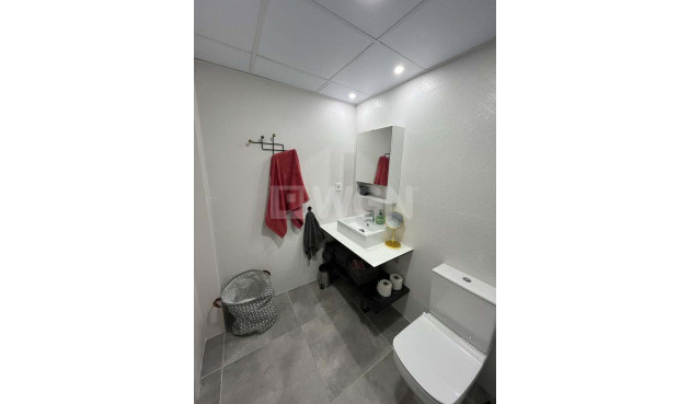 Resale - Apartment / flat - Finestrat