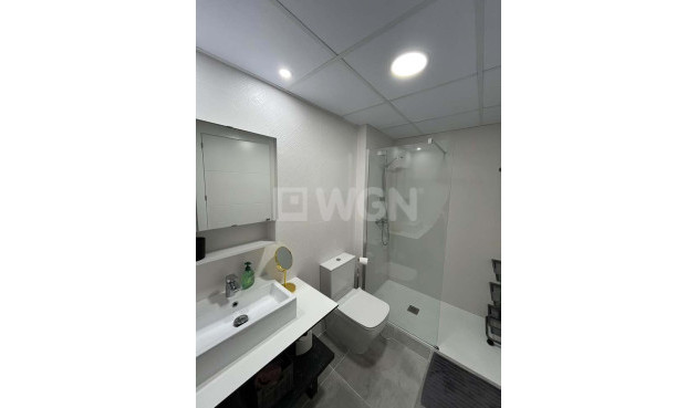 Resale - Apartment / flat - Finestrat