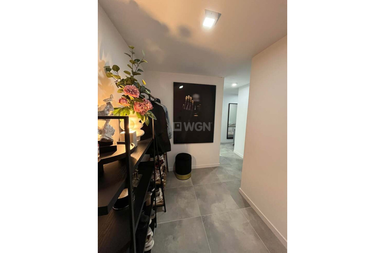 Resale - Apartment / flat - Finestrat