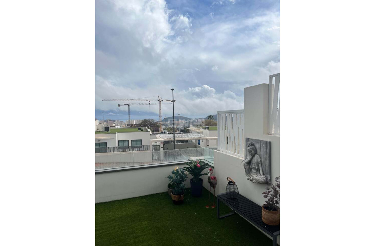 Resale - Apartment / flat - Finestrat