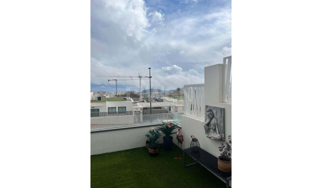 Resale - Apartment / flat - Finestrat