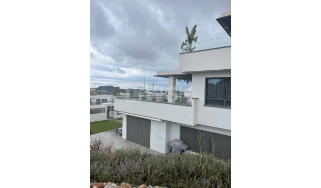 Resale - Apartment / flat - Finestrat