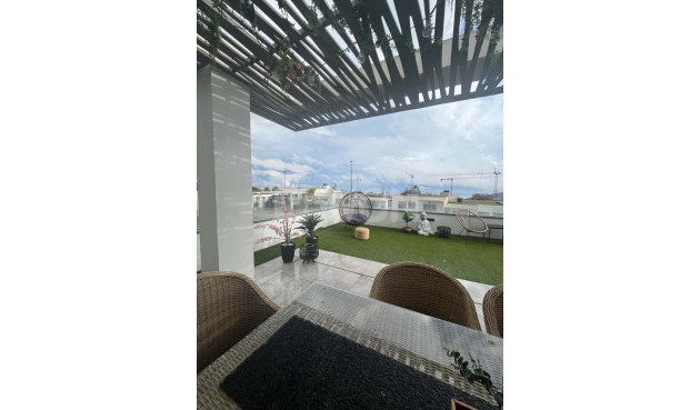 Resale - Apartment / flat - Finestrat