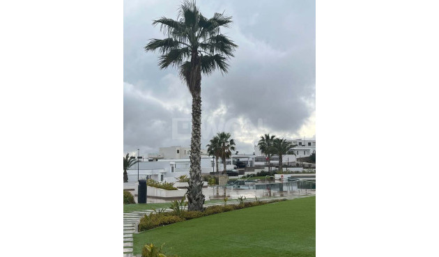 Resale - Apartment / flat - Finestrat