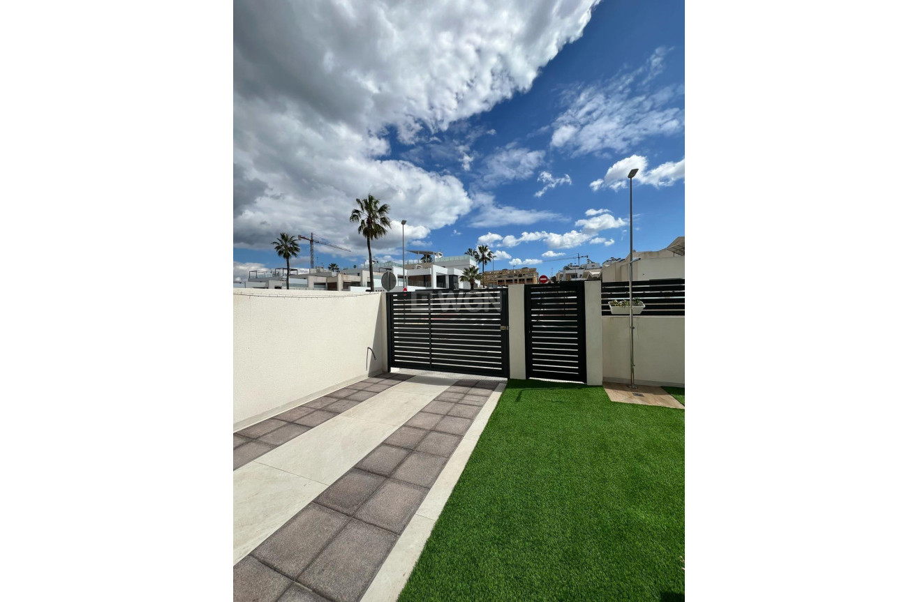 Reventa - Villa - Benijofar