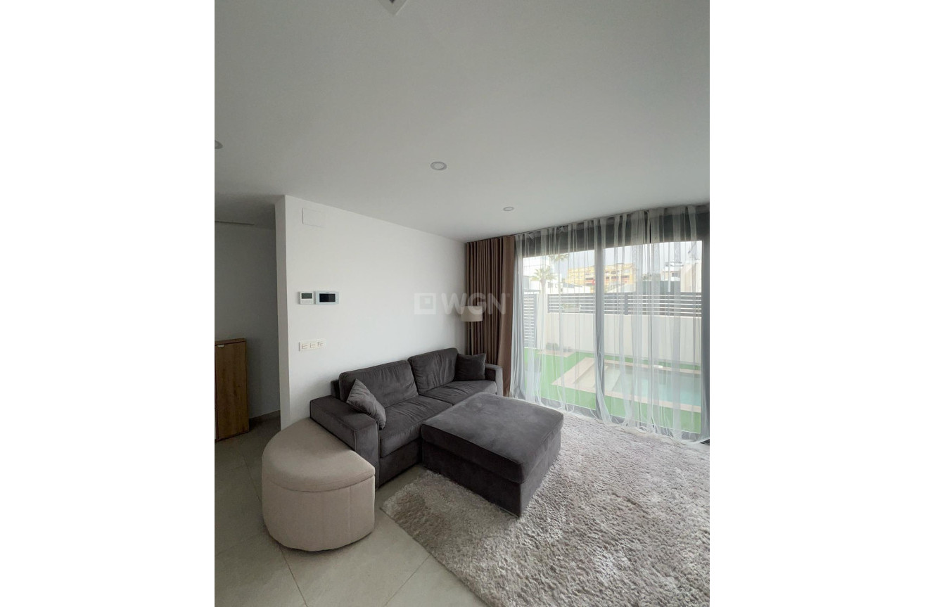 Reventa - Villa - Benijofar