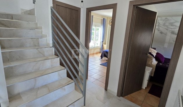 Resale - Villa - Vinuela - Inland
