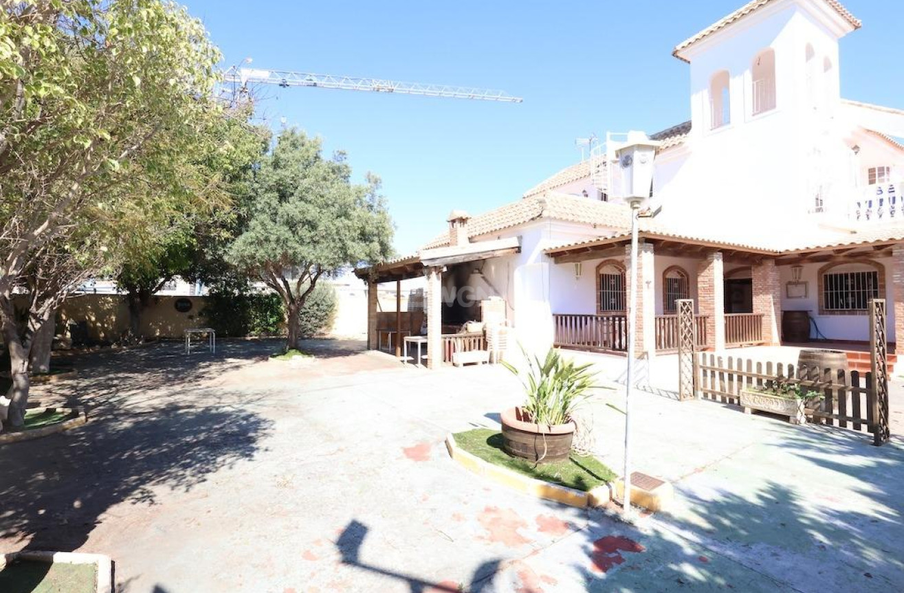 Wiederverkauf - Villa - Orihuela Costa - Costa Blanca