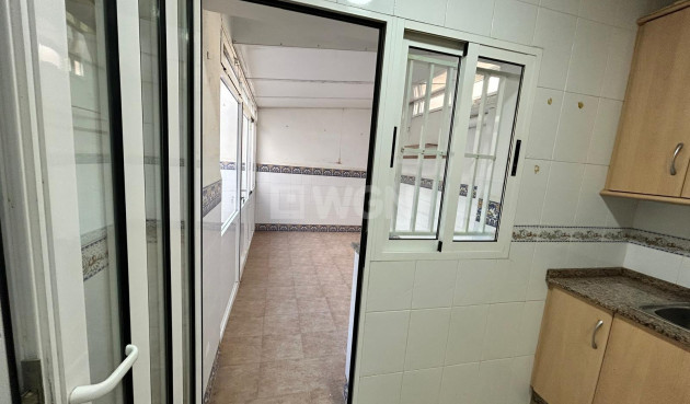 Odsprzedaż - Kamienica - Los Alcázares