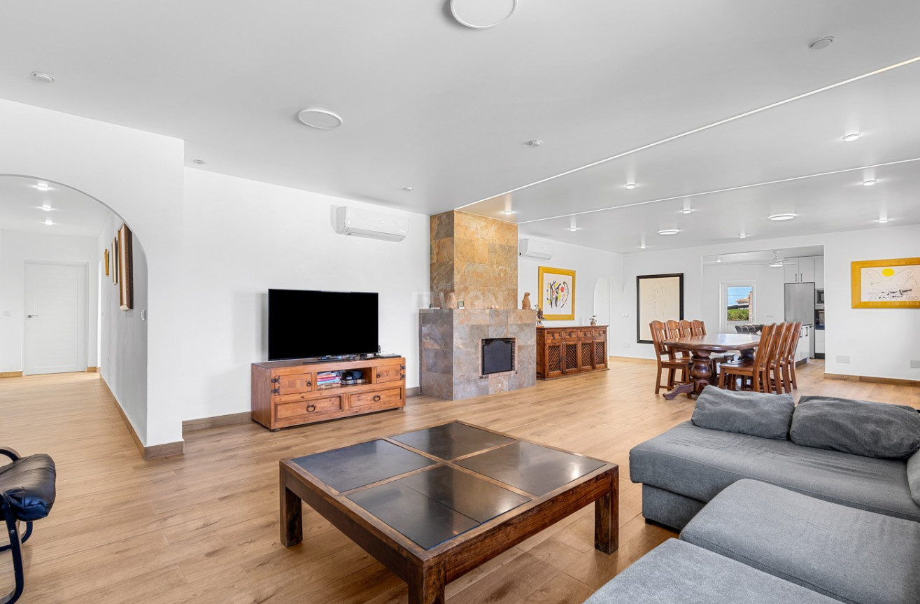 Wiederverkauf - Villa - Los Montesinos - Costa Blanca