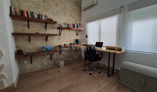 Odsprzedaż - Villa - Torrevieja - Costa Blanca