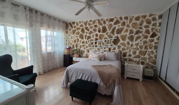 Odsprzedaż - Villa - Torrevieja - Costa Blanca