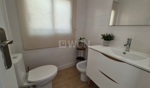 Odsprzedaż - Villa - Torrevieja - Costa Blanca