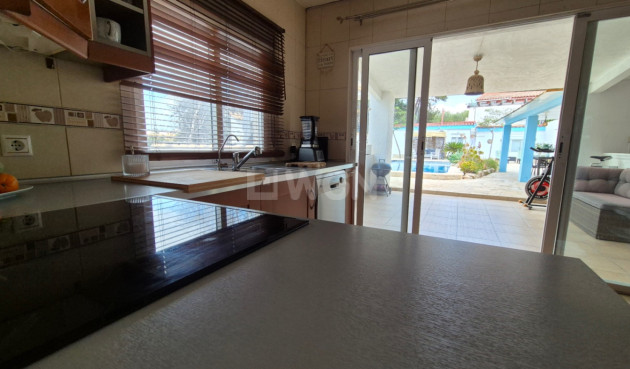 Odsprzedaż - Villa - Torrevieja - Costa Blanca