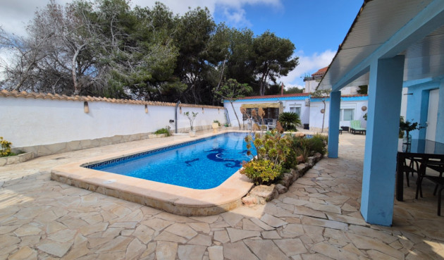 Odsprzedaż - Villa - Torrevieja - Costa Blanca