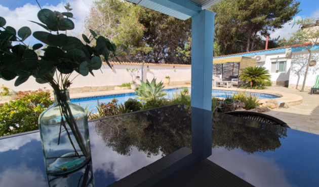 Odsprzedaż - Villa - Torrevieja - Costa Blanca