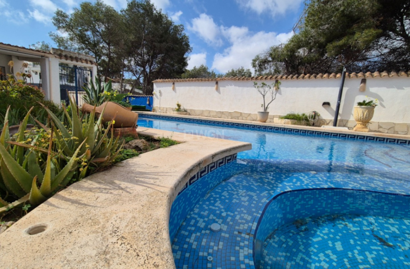 Odsprzedaż - Villa - Torrevieja - Costa Blanca