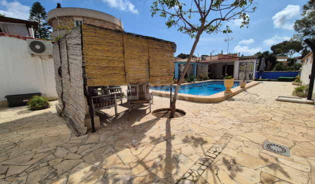 Odsprzedaż - Villa - Torrevieja - Costa Blanca