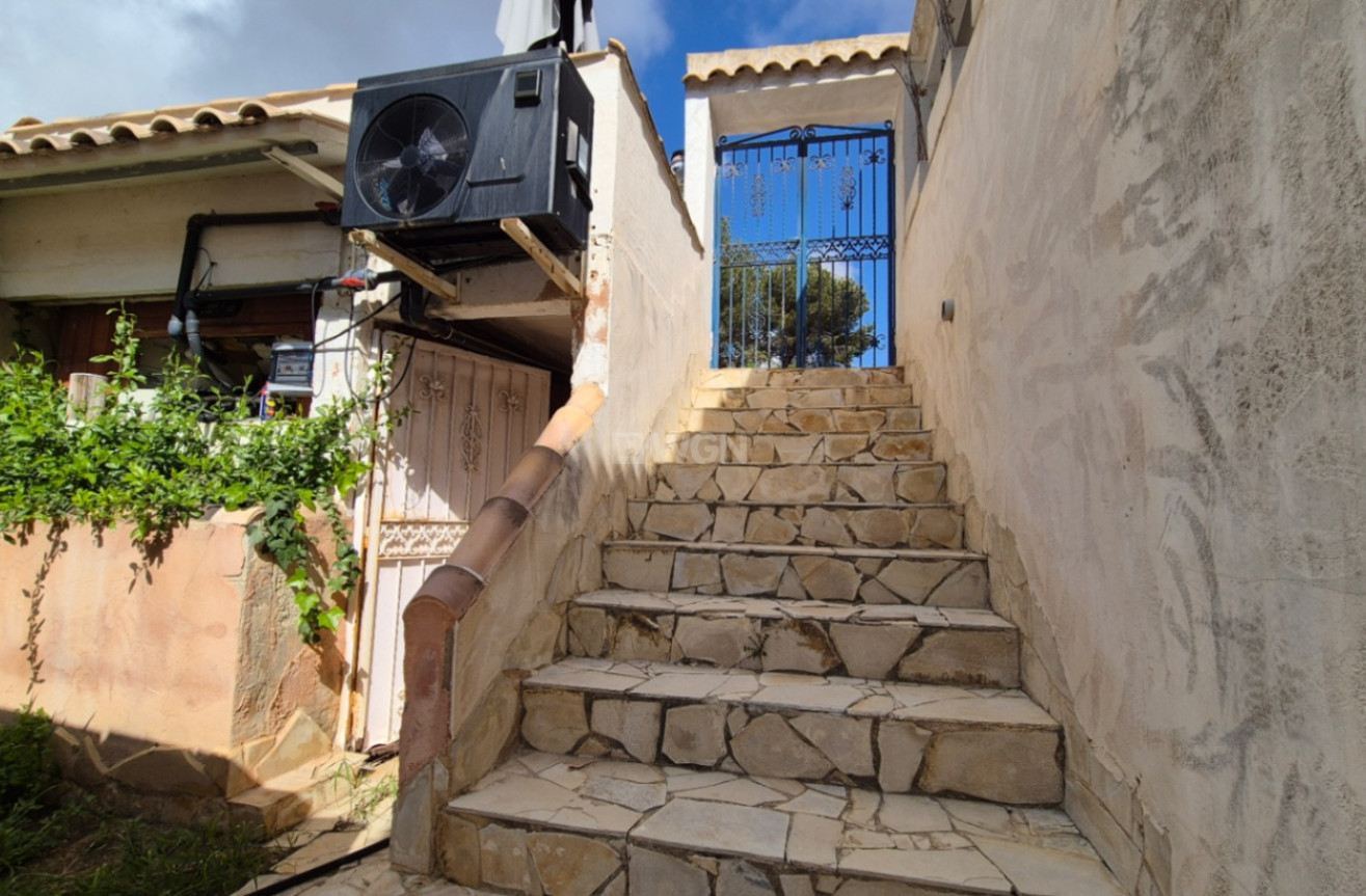 Odsprzedaż - Villa - Torrevieja - Costa Blanca