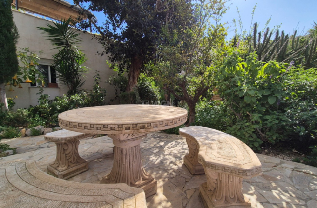 Odsprzedaż - Villa - Torrevieja - Costa Blanca