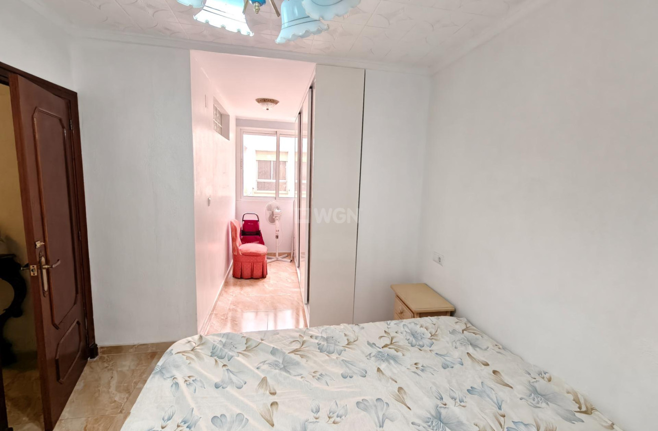 Wiederverkauf - Wohnung - Torrevieja - Centro