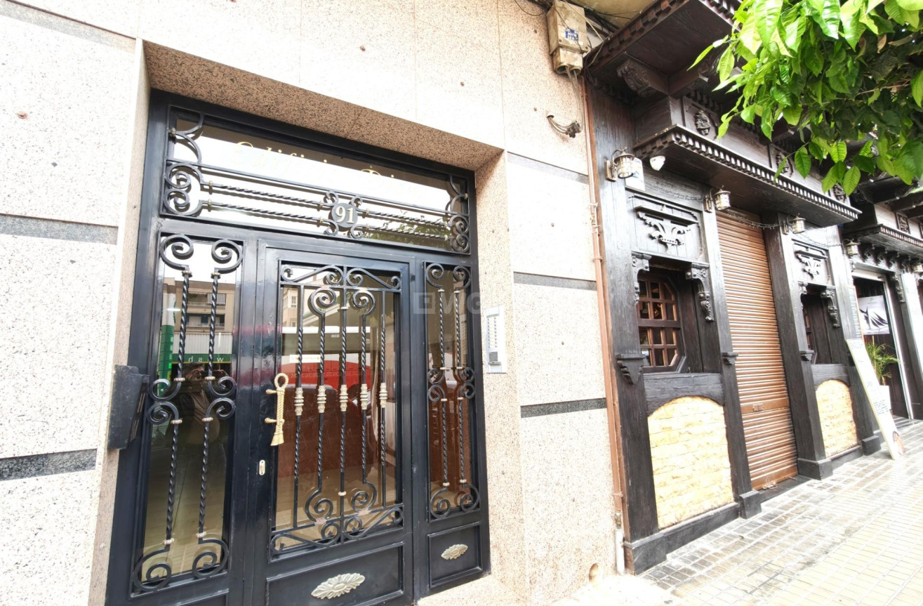Wiederverkauf - Wohnung - Torrevieja - Centro