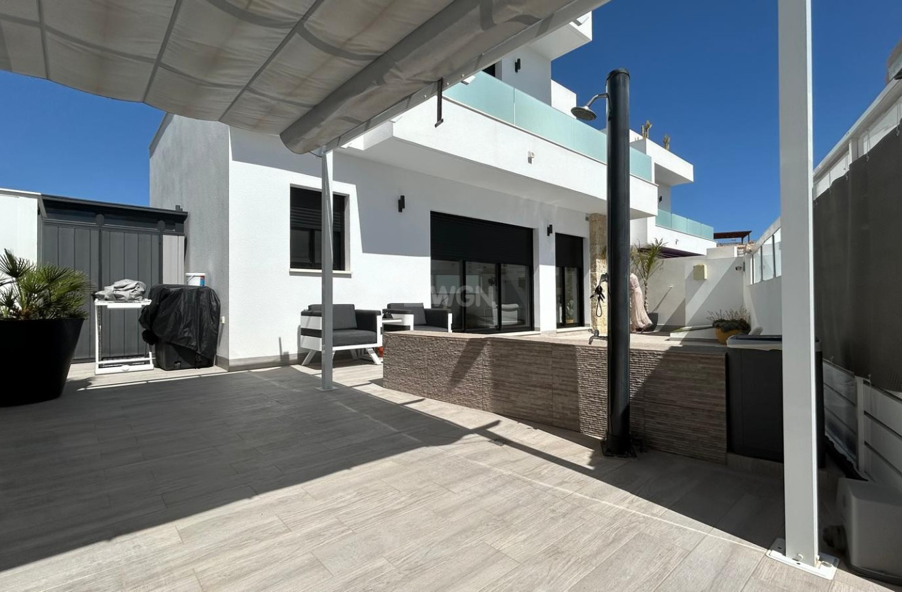 Odsprzedaż - Villa - Los Montesinos - Costa Blanca