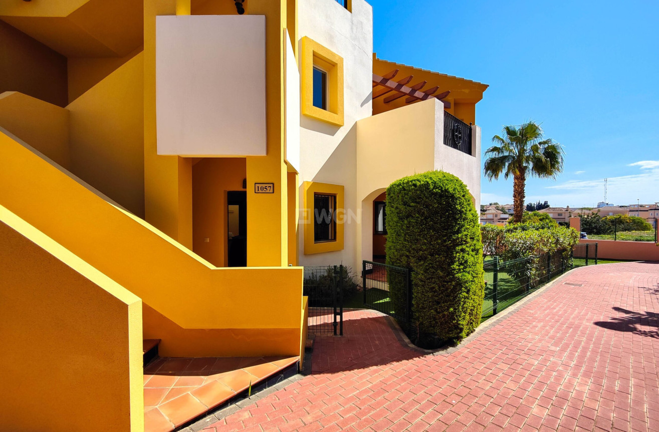 Wiederverkauf - Wohnung - Orihuela Costa - Costa Blanca