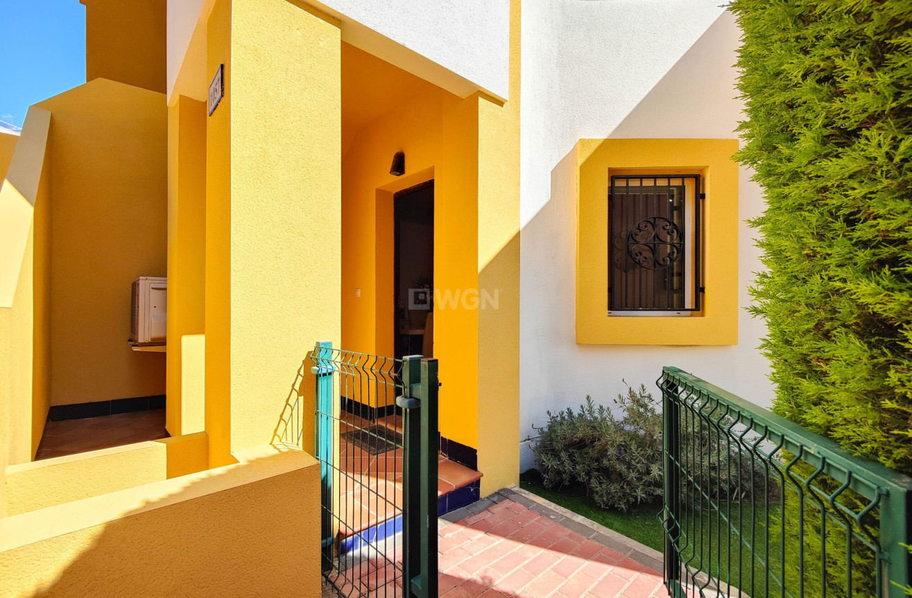 Wiederverkauf - Wohnung - Orihuela Costa - Costa Blanca