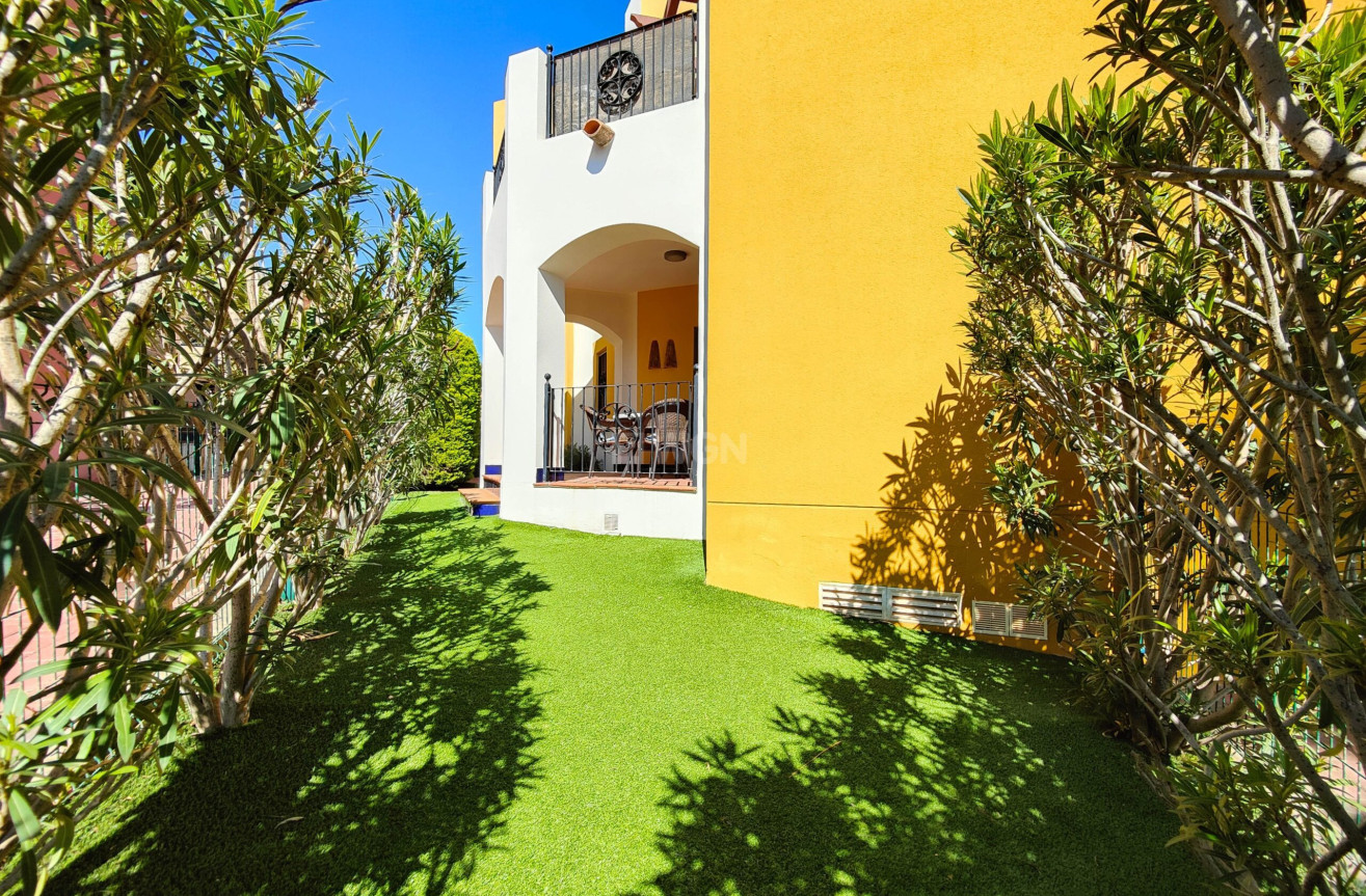 Wiederverkauf - Wohnung - Orihuela Costa - Costa Blanca