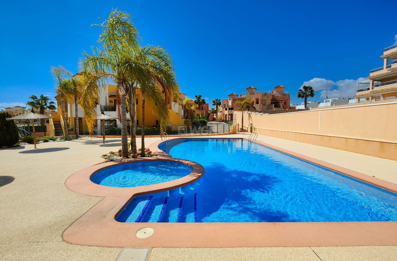 Wiederverkauf - Wohnung - Orihuela Costa - Costa Blanca