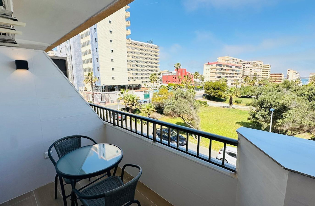 Wiederverkauf - Wohnung - Torrevieja - Cabo Cervera